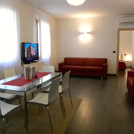 Venice Apartments Dante Mestre Room photo