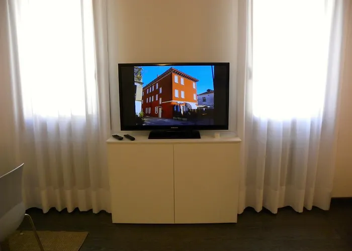 Venice Apartments Dante